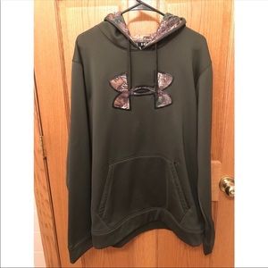 Mens Under armor hoodie size XL